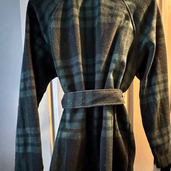 Plaid belted jacket 🍁 - Picture 3 of 3